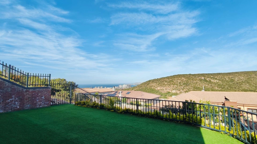 To Let 3 Bedroom Property for Rent in Island View Western Cape